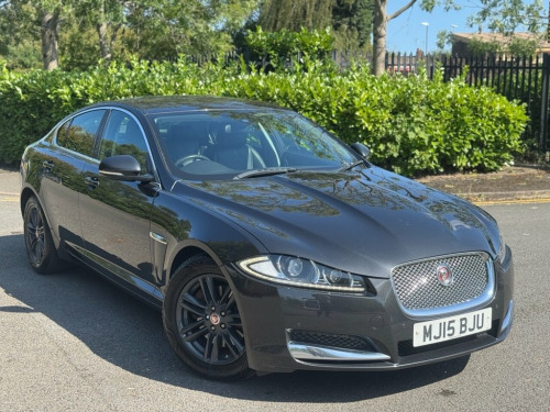 Jaguar XF  2.2d Luxury Saloon 4dr Diesel Auto Euro 5 (s/s) (1