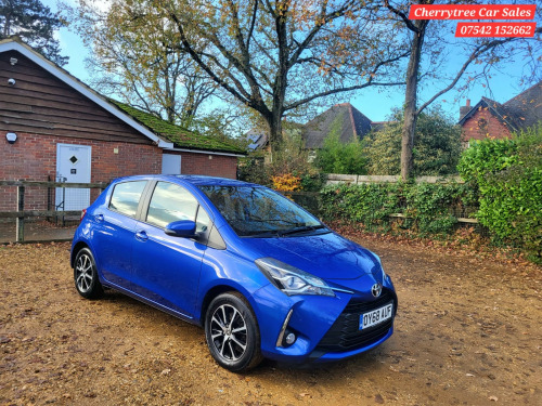 Toyota Yaris  1.5 VVT-i Icon Tech Hatchback 5dr Petrol Manual Euro 6 (111 ps) 