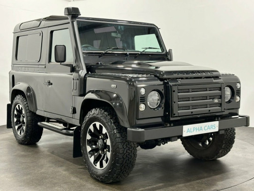 Land Rover Defender  2.2 TD XS STATION WAGON 3d 122 BHP AUTOMATIC Autom