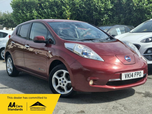 Nissan Leaf  24kWh Acenta Hatchback 5dr Electric Auto (107 bhp)