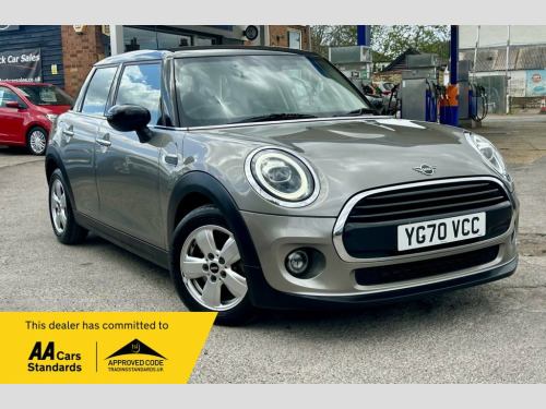 MINI Hatch  1.5 Cooper Classic Hatchback 5dr Petrol Manual Eur