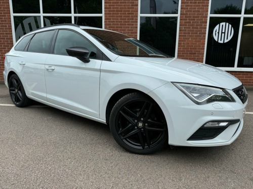 SEAT Leon  1.5 TSI EVO FR BLACK EDITION DSG 5d 148 BHP