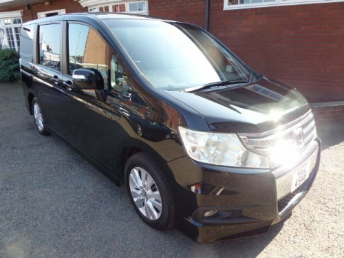 Honda Stepwagon  8 Seat MPV 2.0i Automatic Fresh Import