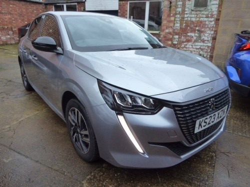 Peugeot 208  1.2 PureTech Allure Premium + Hatchback 5dr Petrol 