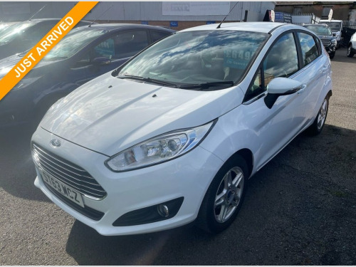 Ford Fiesta  1.2 ZETEC 5d 81 BHP 1.2 ZETEC IN WHITE