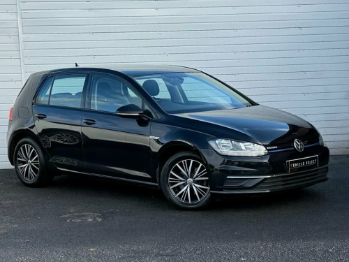 Volkswagen Golf  1.5 SE NAVIGATION TSI EVO DSG 5d 129 BHP