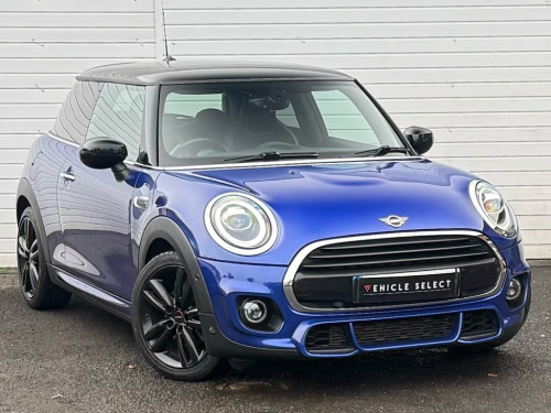 MINI Hatch  1.5 Cooper Sport Hatchback 3dr Petrol Steptronic E
