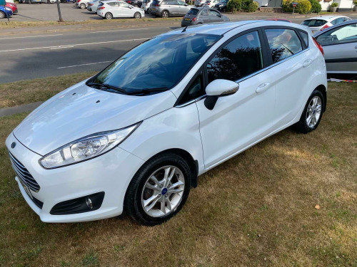 Ford Fiesta  1.0T EcoBoost Zetec Euro 5 (s/s) 5dr