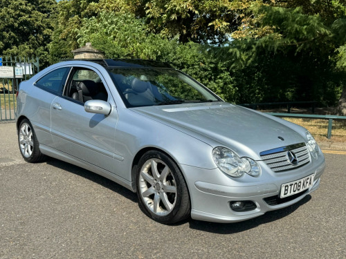 Mercedes-Benz C-Class C220 2.1 C220 CDI SE 2dr