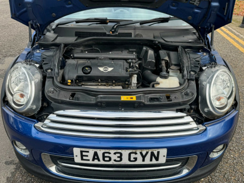 MINI Mini Roadster  1.6 Cooper Euro 6 (s/s) 2dr