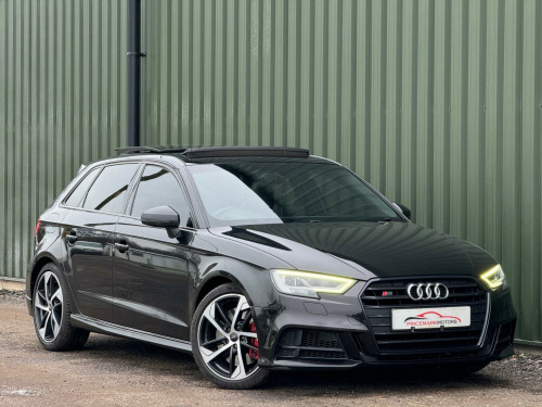 Audi S3  2.0 TFSI Black Edition Sportback S Tronic quattro Euro 6 (s/s) 5dr