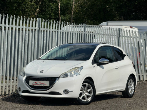 Peugeot 208  1.2 VTi PureTech Style Euro 5 3dr