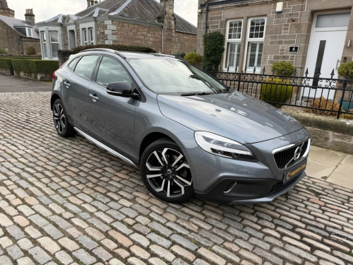 Volvo V40  1.5 T3 GPF Pro Hatchback 5dr Petrol Auto Euro 6 (s