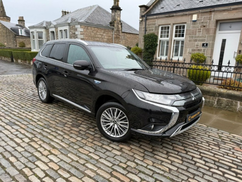 Mitsubishi Outlander  2.4h TwinMotor 13.8kWh Dynamic SUV 5dr Petrol Plug