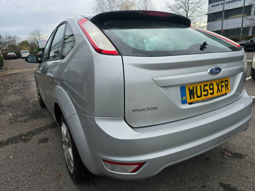Ford Focus  1.6 Style 5dr