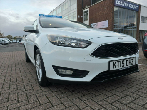 Ford Focus  1.0T EcoBoost Zetec Euro 6 (s/s) 5dr 