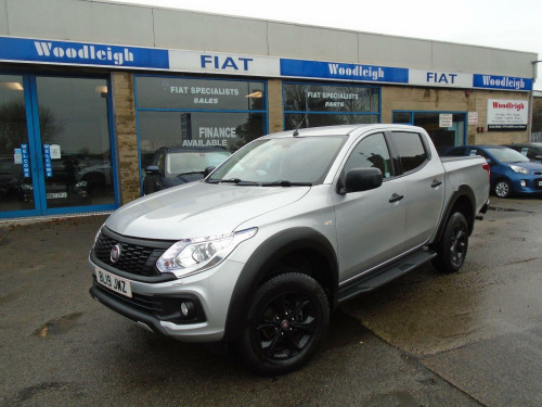 Fiat Fullback  2.4 Fullback Cross Double Cab 2.4 180 Hp 6spd Manual C