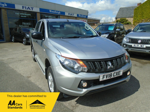 Mitsubishi L200  2.4 DI-D DC 4Life