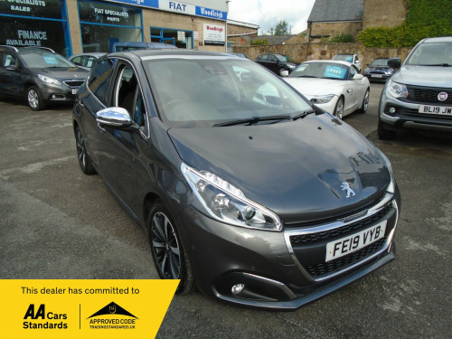 Peugeot 208  1.2 PureTech Tech Edition