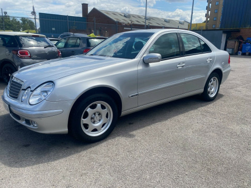 Mercedes-Benz E-Class E200 Kompressor 1.8 E200 Kompressor Classic 4dr