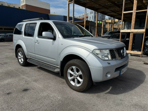 Nissan Pathfinder  2.5 dCi Aventura 5dr