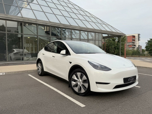 Tesla Model Y  (Dual Motor) Long Range