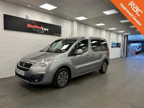 Peugeot Partner  WHEELCHAIR ACCESS AUTO WITH PASSENGER TURNOUT SEAT 