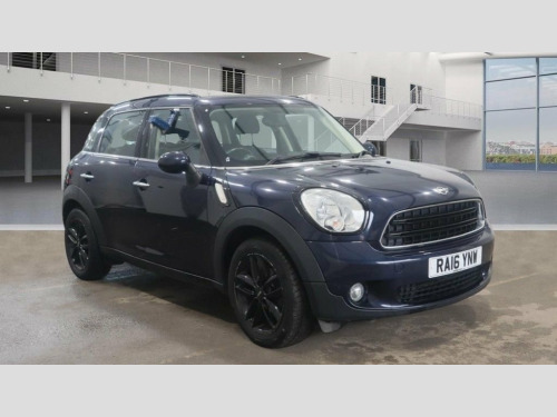 MINI Countryman  2.0 Cooper D SUV 5dr Diesel Auto Euro 5 (112 ps) 1