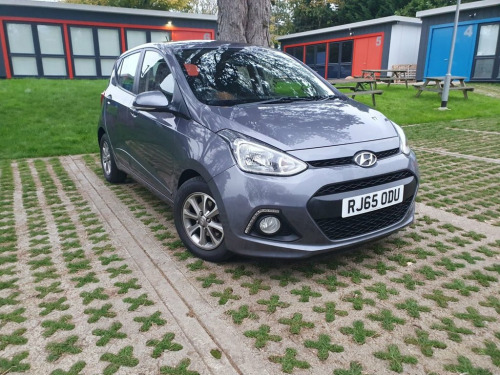 Hyundai i10  1.0 Premium Hatchback 5dr Petrol Manual Euro 5 (66