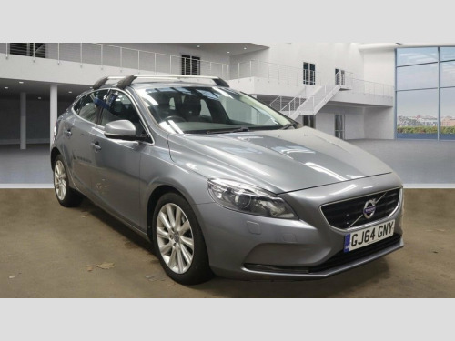 Volvo V40  1.6 D2 SE Lux Nav Hatchback 5dr Diesel Powershift 