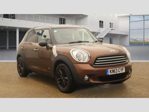 MINI Countryman  2.0 Cooper D SUV 5dr Diesel Auto ALL4 Euro 5 (112 