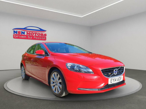 Volvo V40  1.6 D2 SE Lux Hatchback 5dr Diesel Powershift Euro