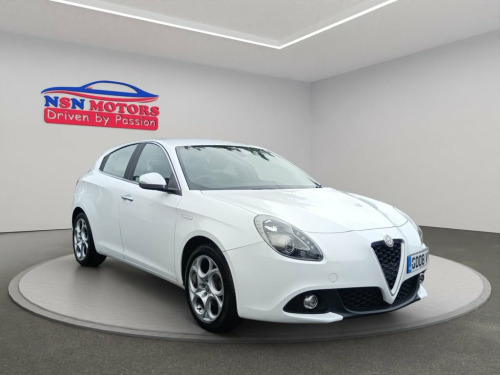 Alfa Romeo Giulietta  1.6 JTDM-2 Super Hatchback 5dr Diesel TCT Euro 6 (