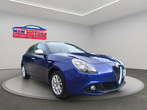 Alfa Romeo Giulietta  2.0 JTDM-2 Super Hatchback 5dr Diesel Manual Euro 