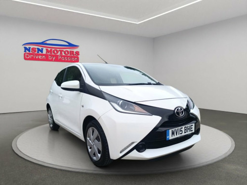 Toyota AYGO  1.0 VVT-i x-play Hatchback 5dr Petrol Manual Euro