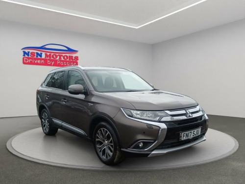 Mitsubishi Outlander  2.2 DI-D 3 SUV 5dr Diesel Auto 4WD Euro 6 (147 ps) 