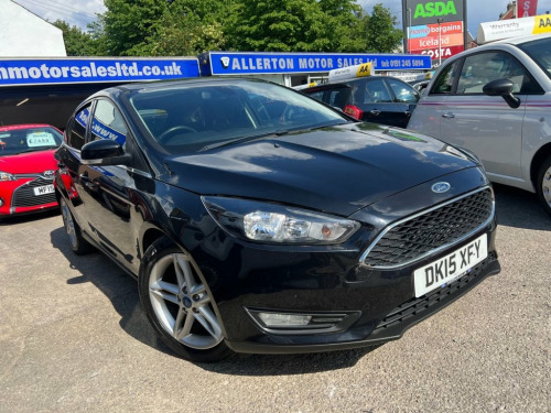 Ford Focus  1.0T EcoBoost Zetec Hatchback 5dr Petrol Manual Eu