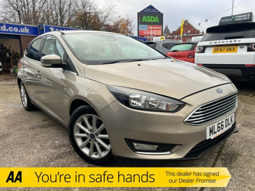 Ford Focus  1.0T EcoBoost Titanium Hatchback 5dr Petrol Manual