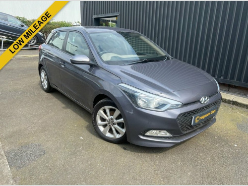 Hyundai i20  1.2 GDI SE 5d 83 BHP over 100 cars in stock