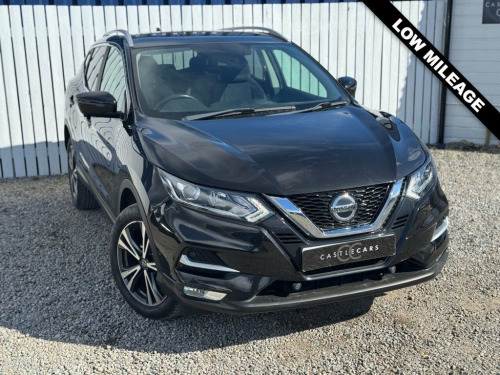 Nissan Qashqai  1.5 dCi N-Connecta SUV 5dr Diesel Manual Euro 6 (s