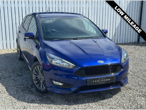 Ford Focus  1.0T EcoBoost ST-Line Hatchback 5dr Petrol Manual 
