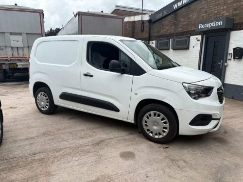Vauxhall Combo  1.6 Turbo D 2300 Sportive Panel Van 4dr Diesel Man