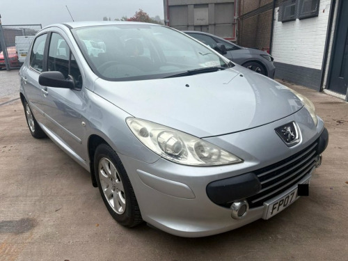 Peugeot 307  1.4 16v S Hatchback 5dr Petrol Manual (155 g/km, 9