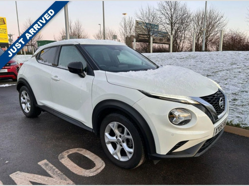 Nissan Juke  1.0 DIG-T N-Connecta SUV 5dr Petrol DCT Auto Euro 