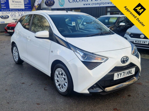 Toyota AYGO  1.0 VVT-i x-play Hatchback 5dr Petrol Manual Euro  