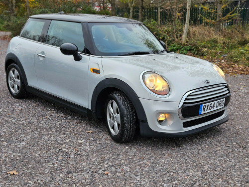 MINI Hatch  1.5 Cooper Hatchback 3dr Petrol Auto Euro 6 (s/s) (136 ps)