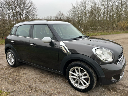 MINI Countryman  2.0 Cooper SD SUV 5dr Diesel Manual Euro 5 (s/s) (143 ps)