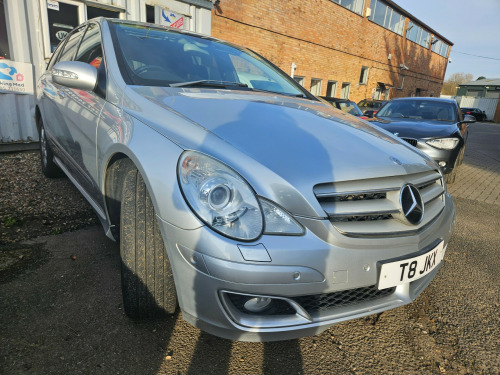 Mercedes-Benz R-Class R320 3.0 R320 CDI SE MPV 5dr Diesel 7G-Tronic (246 g/km, 221 bhp)