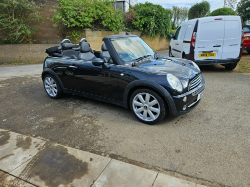 MINI Convertible  1.6 Cooper Convertible 2dr Petrol Manual Euro 3 (115 ps)
