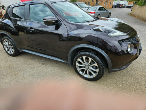 Nissan Juke  1.6 Tekna SUV 5dr Petrol XTRON Euro 5 (117 ps)
